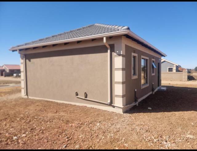 2 BEDROOM HOUSE FOR SALE IN SHARON PARK